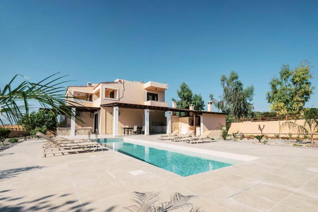 Villa Maribia With Private Pool Gennadi Exterior photo